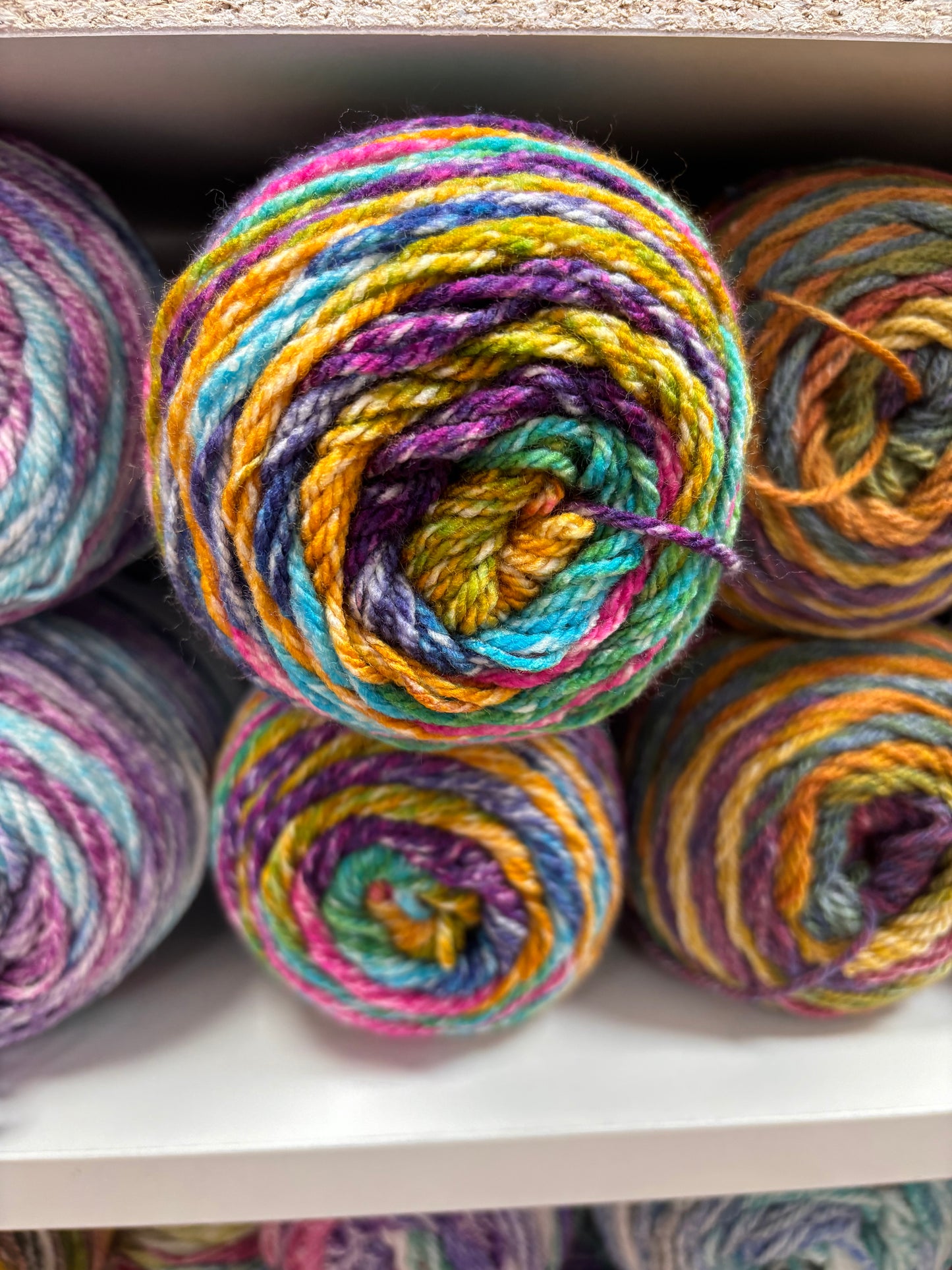 Knitco Fantasy Aran 1 x 200g 420m 100% Acrylic crochet Knitting yarn