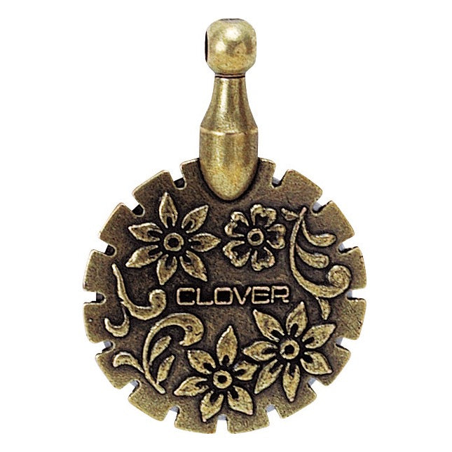 Clover: thread Cutter Pendant