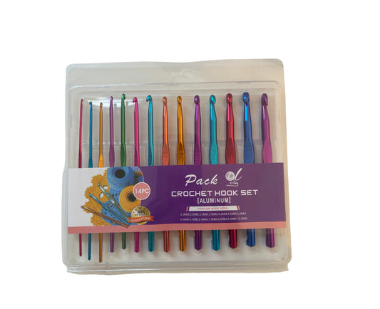 Set of 14 crochet hooks