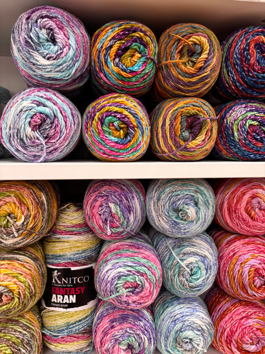 Knitco Fantasy Aran 1 x 200g 420m 100% Acrylic crochet Knitting yarn