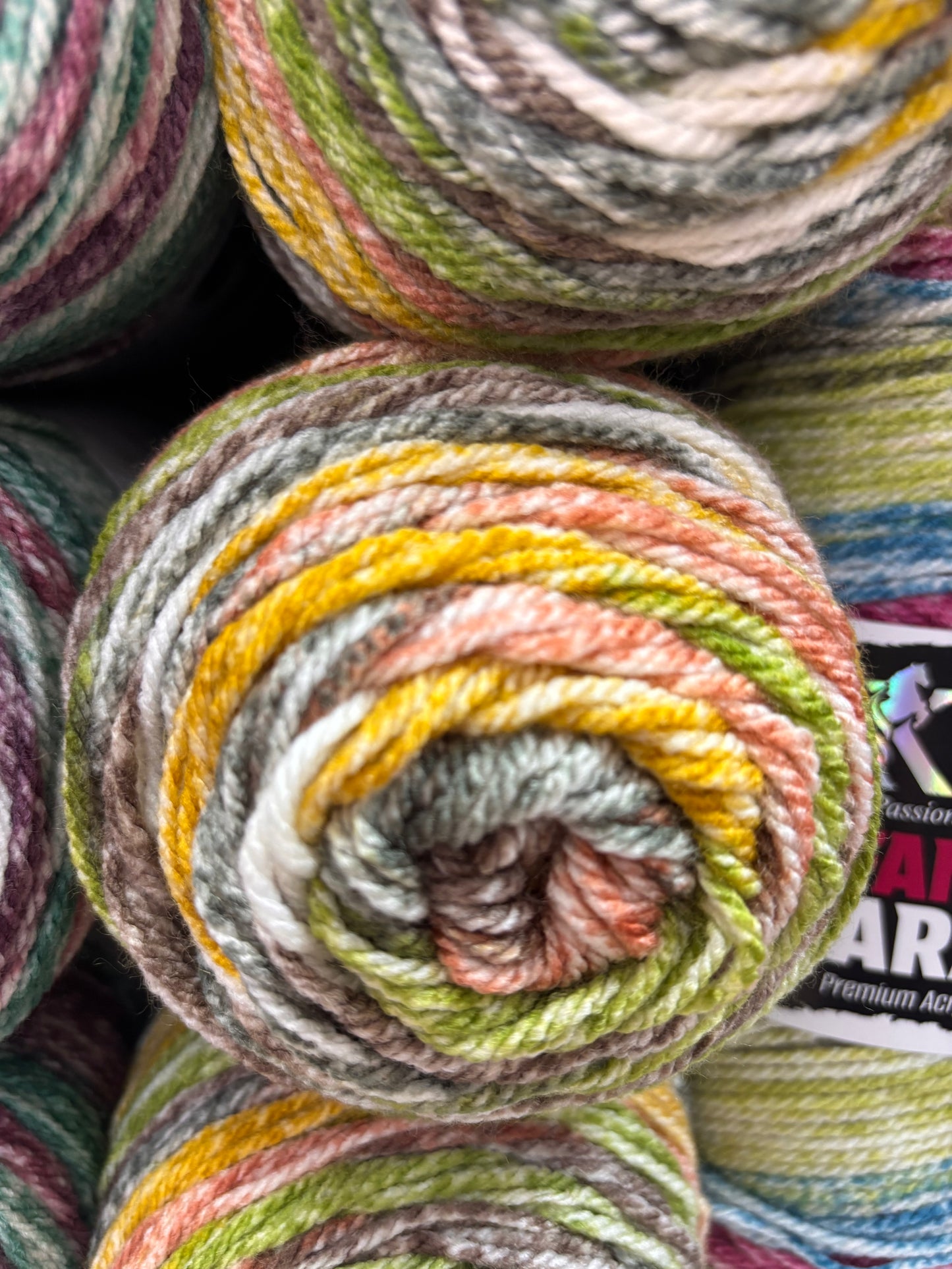 Knitco Fantasy Aran 1 x 200g 420m 100% Acrylic crochet Knitting yarn