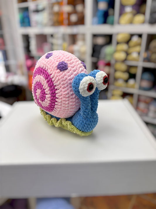 Gary the Snail Crochet Kit (EXCLUDING STUFFING & PATTERN)