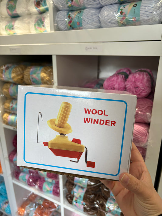 Wool Winder (Yarn Cakes)