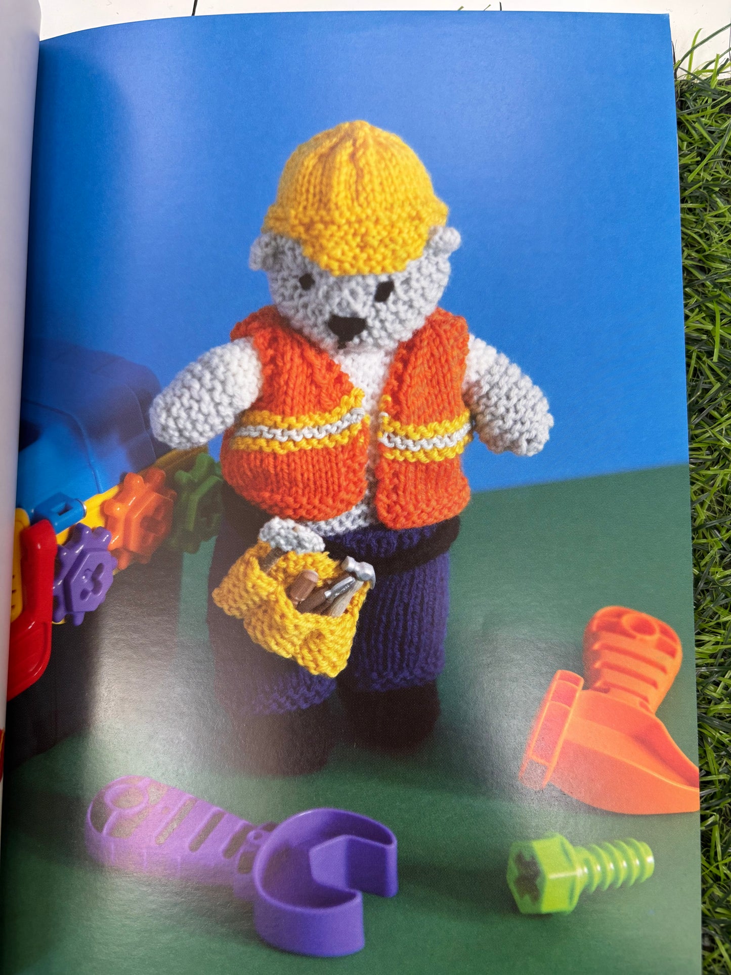 Knitted Bears Kit