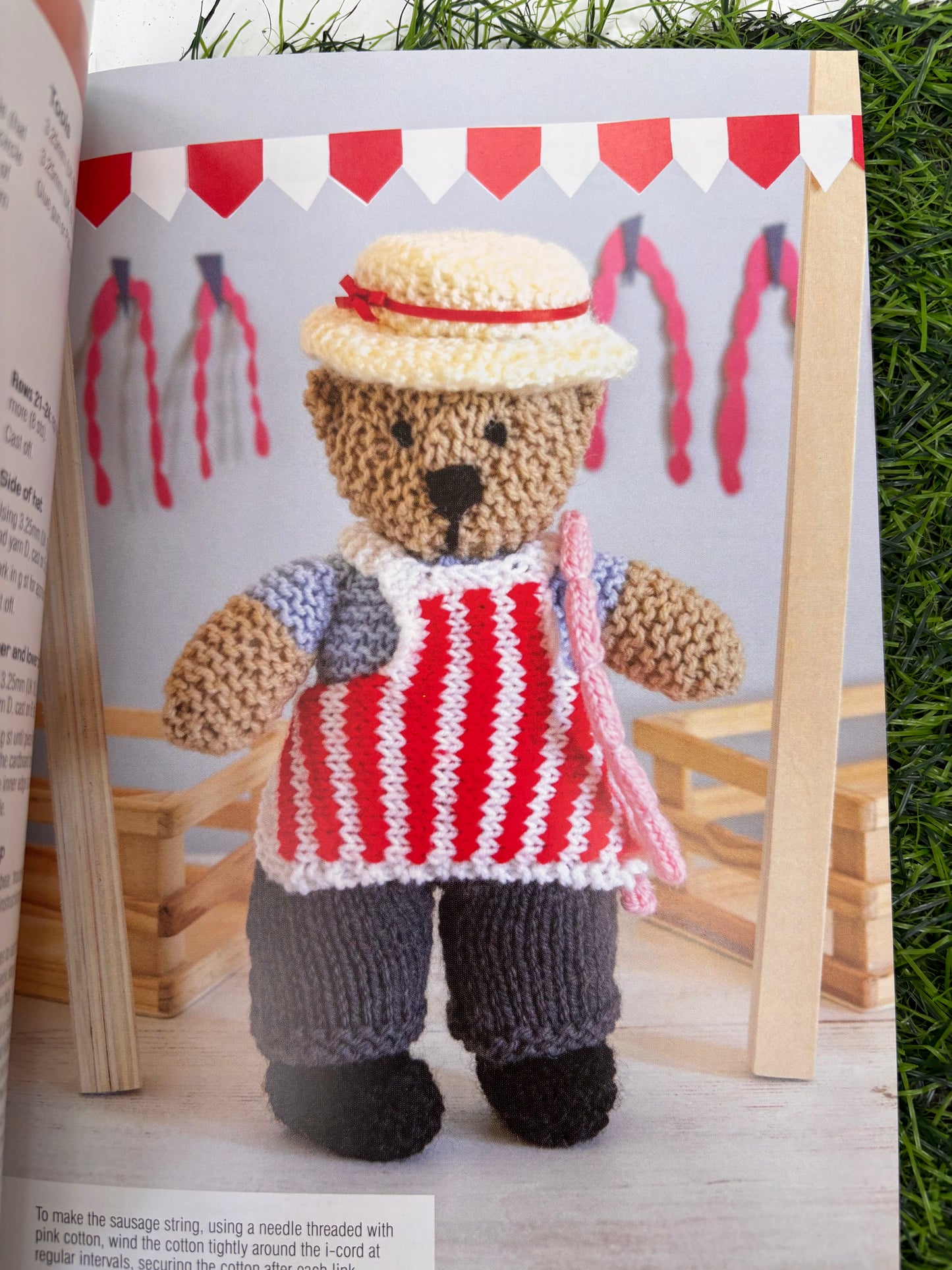 Knitted Bears Kit
