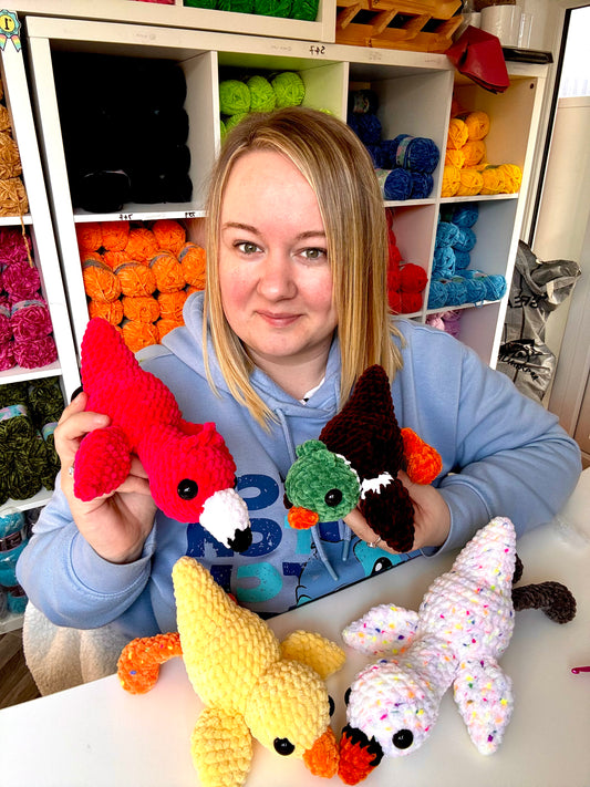 CROCHET PATTERN: Birdy Bye-bye