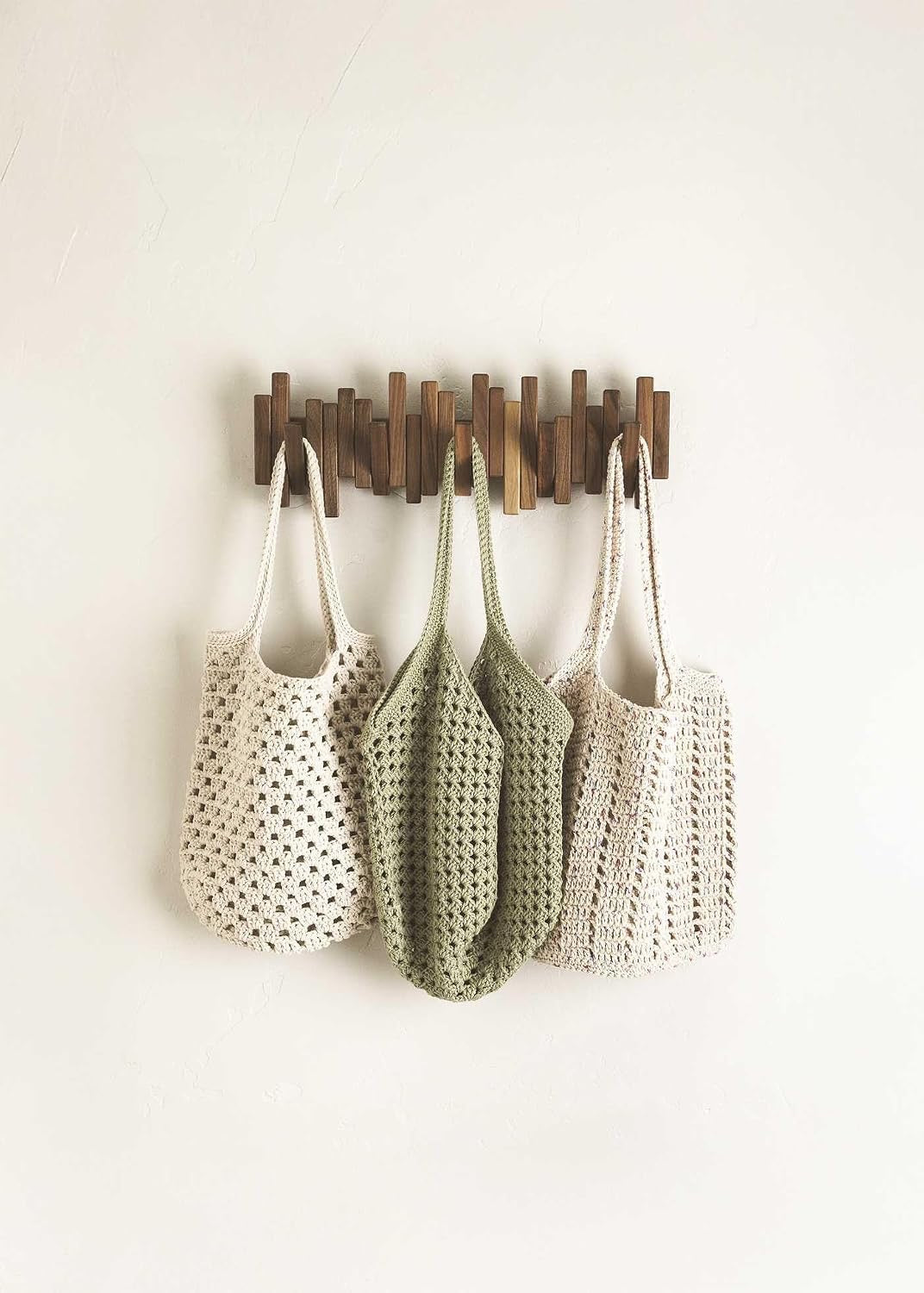 Crochet Bags and Totes Book: 10 Fresh and Modern Designs