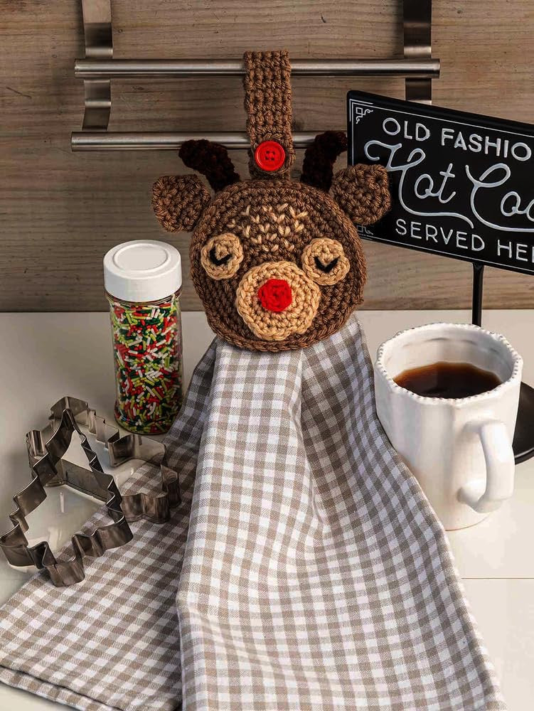 Happy Holidays in Crochet: 20 year-round seasonal designs