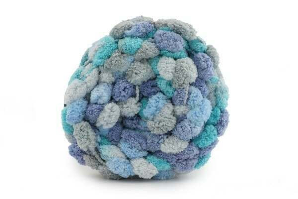Munchkin Pompom Yarn (2 Balls= 1 Blanket)