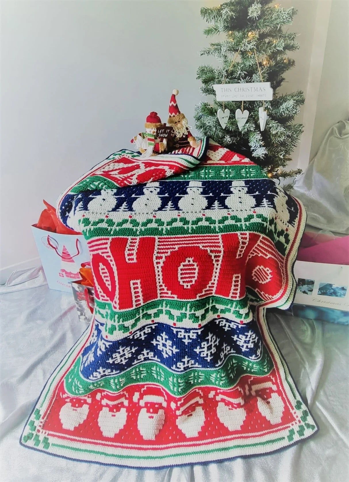 HoHoHo Blanket- Rosina Plane- Yarn Pack
