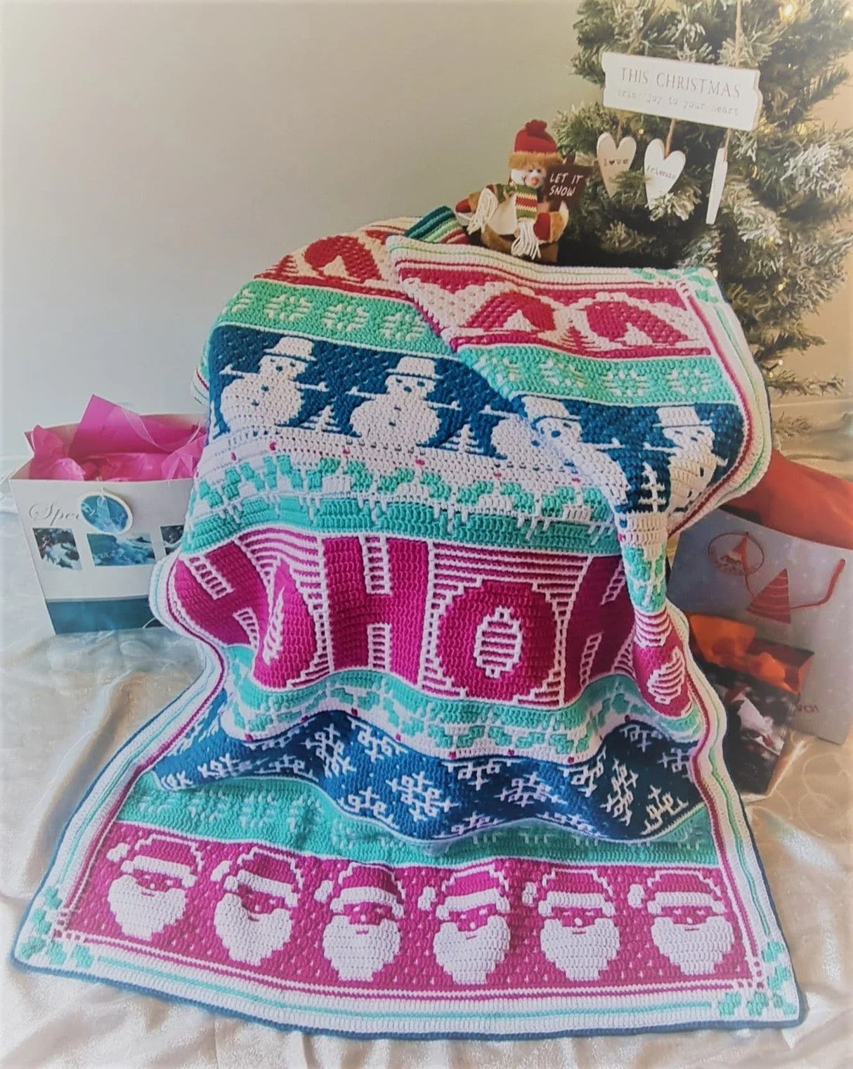 HoHoHo Blanket- Rosina Plane- Yarn Pack