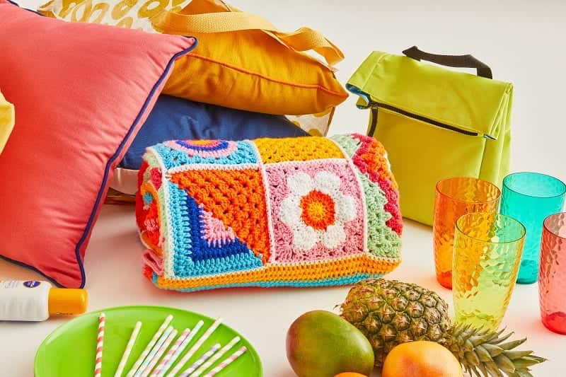 Sirdar Hayfield Day Tripper Picnic Blanket CAL- Yarn Pack!