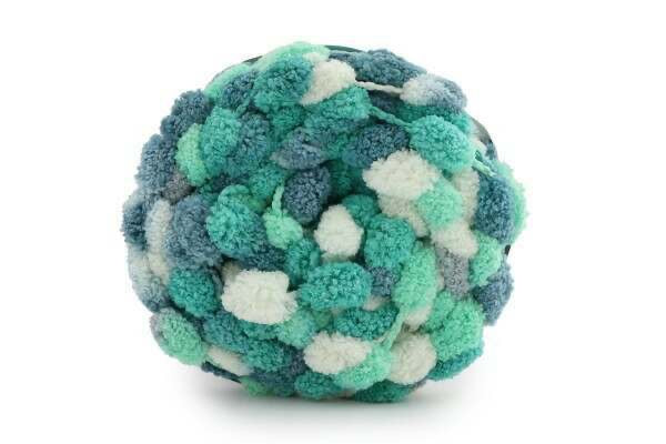 Munchkin Pompom Yarn (2 Balls= 1 Blanket)